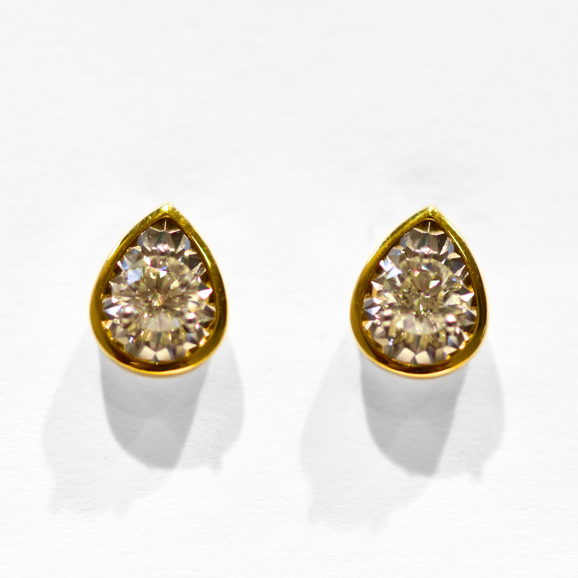 Picture of Natural Diamond Studs